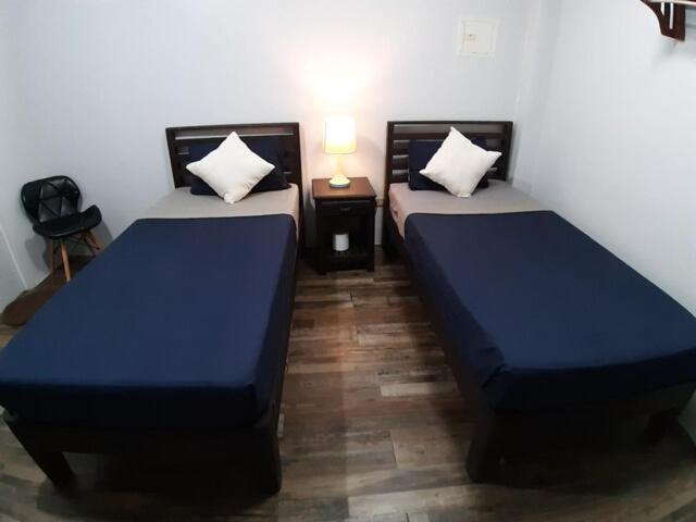 Hostel Privado Puerto Princesa Buitenkant foto
